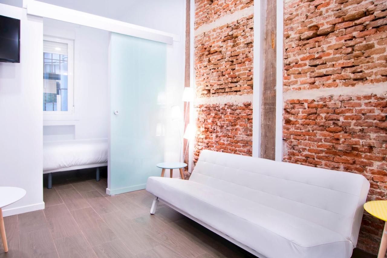 Fancy One-Bedroom La Latina Madrid Exterior photo
